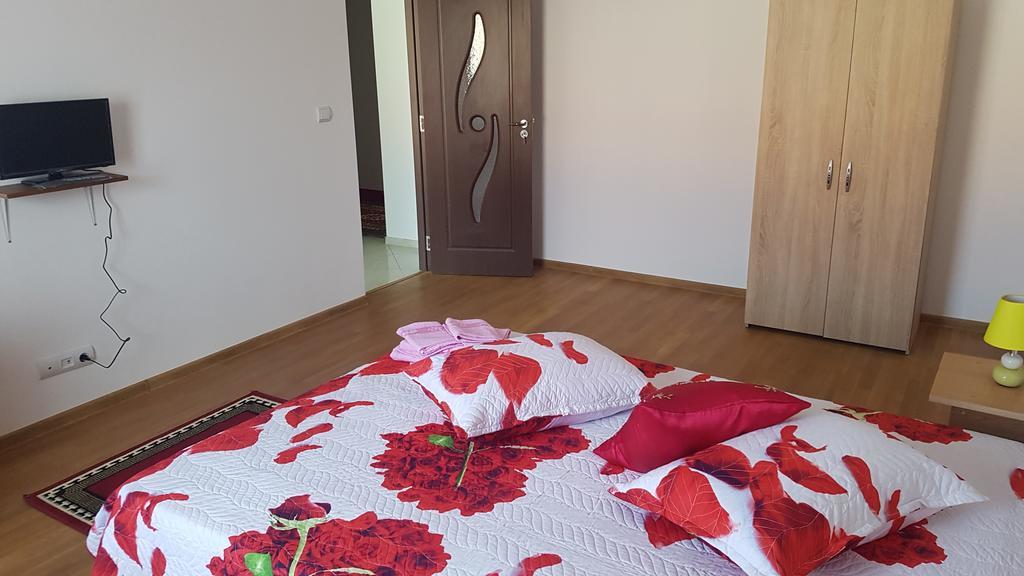 Casa Rustica Apart & Rooms Cimpineanca ภายนอก รูปภาพ